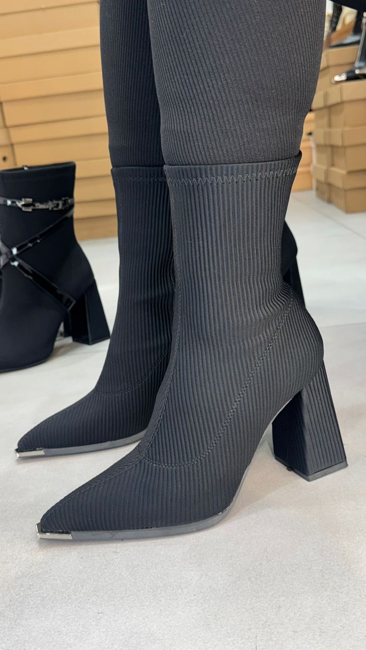 6bbf5fc6-2df8-4672-a4aa-dabe57ad5c7a